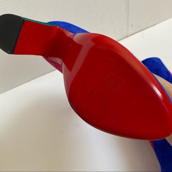 Christian Louboutin AUTHENTIC booties red bottom - Picture 3 of 6